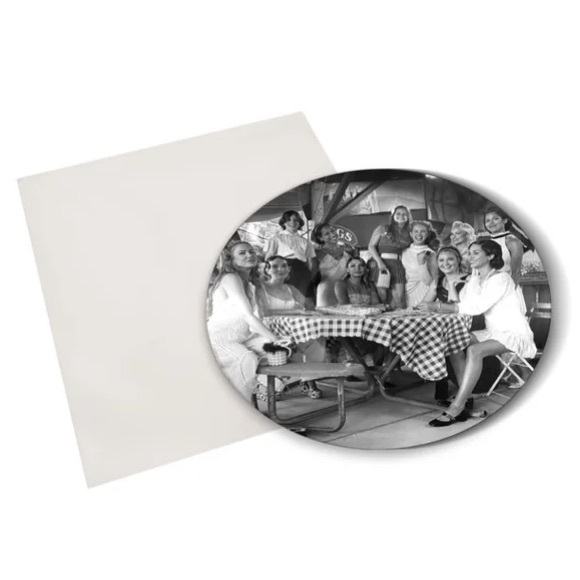 NEW! Lana Del Rey - Chemtrails Over The Country Club Exclusive Picture Disc LP - Picture 1 of 2